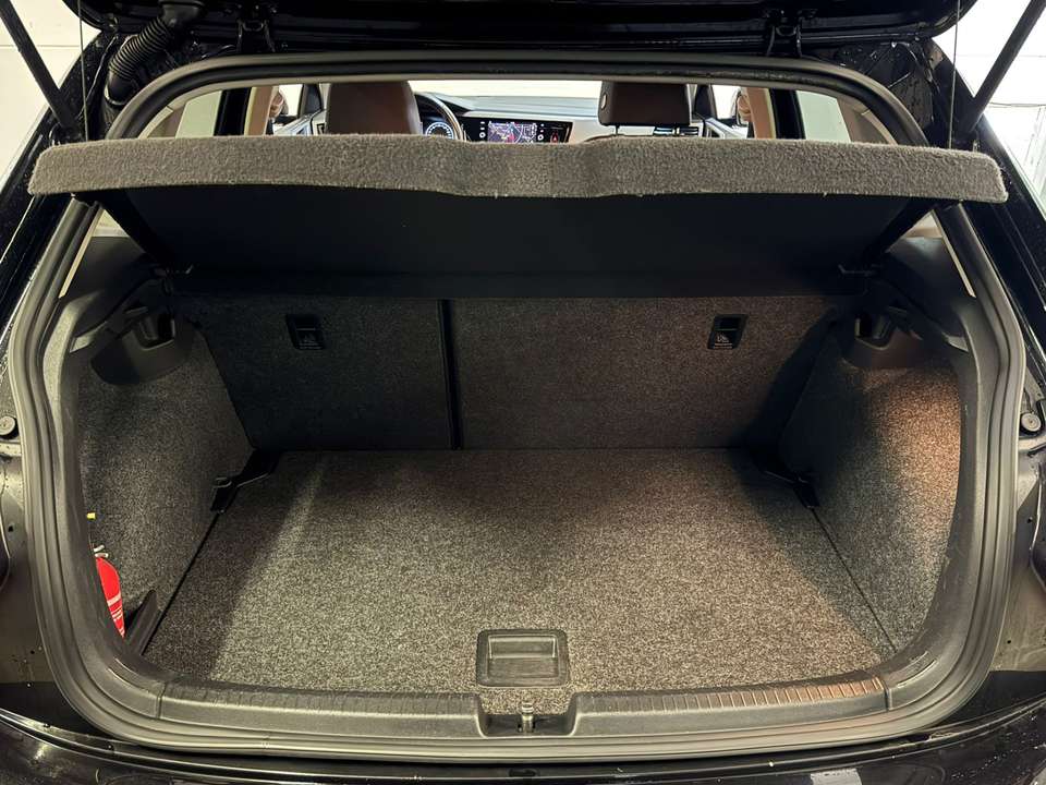 Volkswagen Polo - Imagem 17