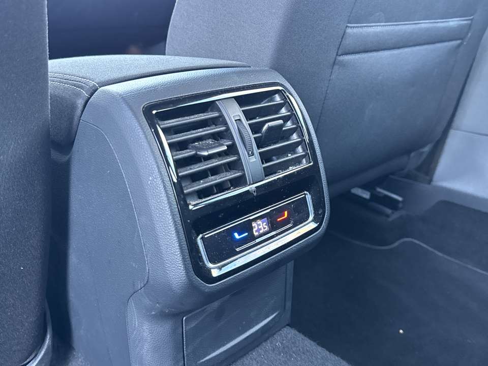 Volkswagen Passat Variant - Imagem 17