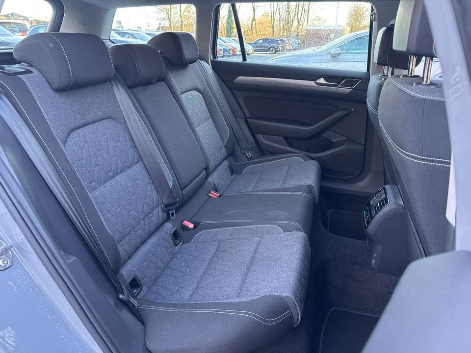 Volkswagen Passat Variant - Imagem 19