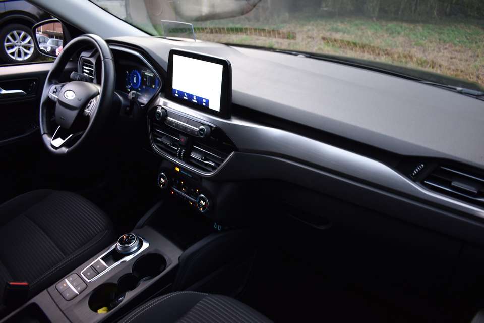 Ford Kuga - Imagem 14