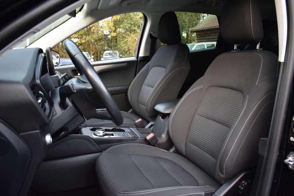Ford Kuga - Imagem 15