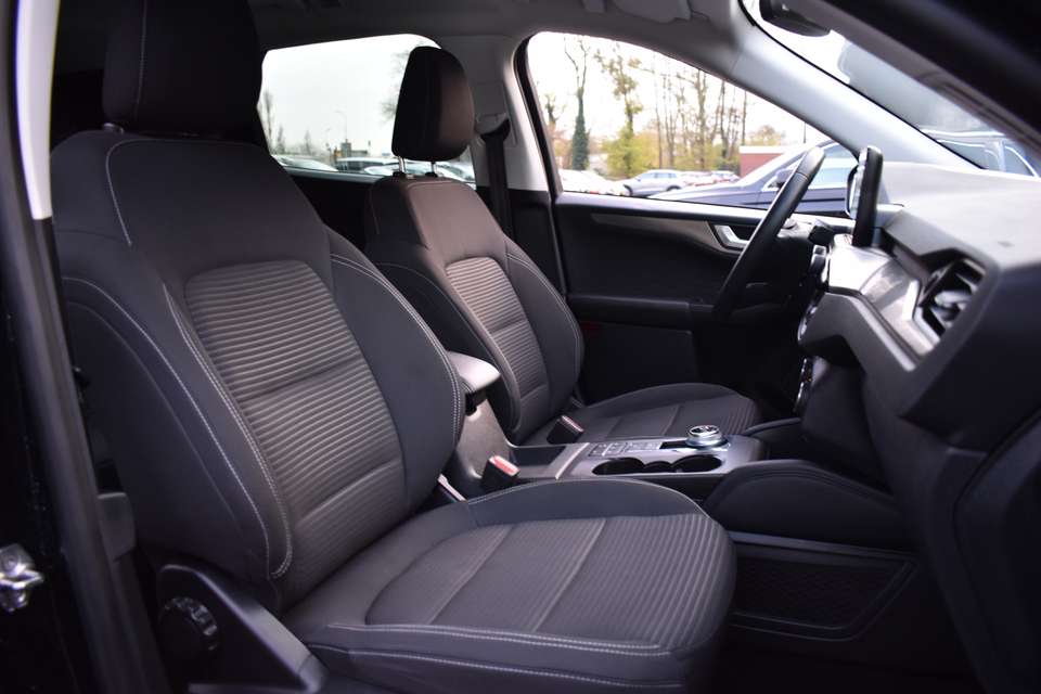 Ford Kuga - Imagem 19