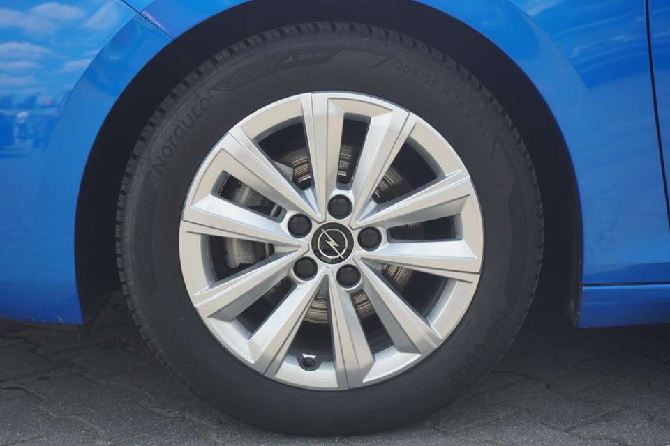 Opel Astra - Imagem 9