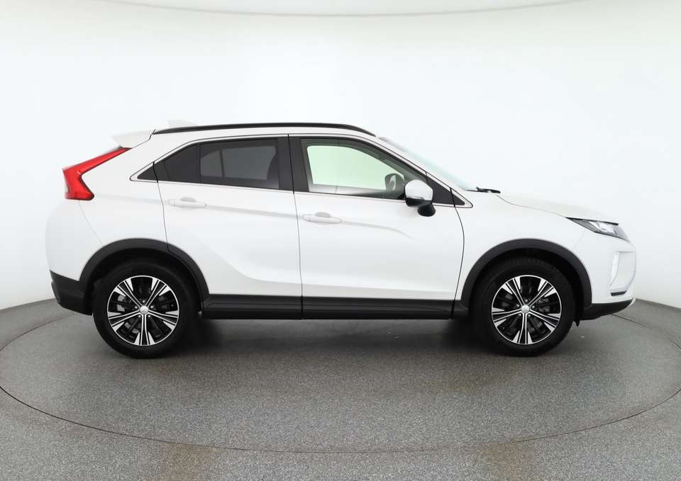 Mitsubishi Eclipse Cross - Imagem 6