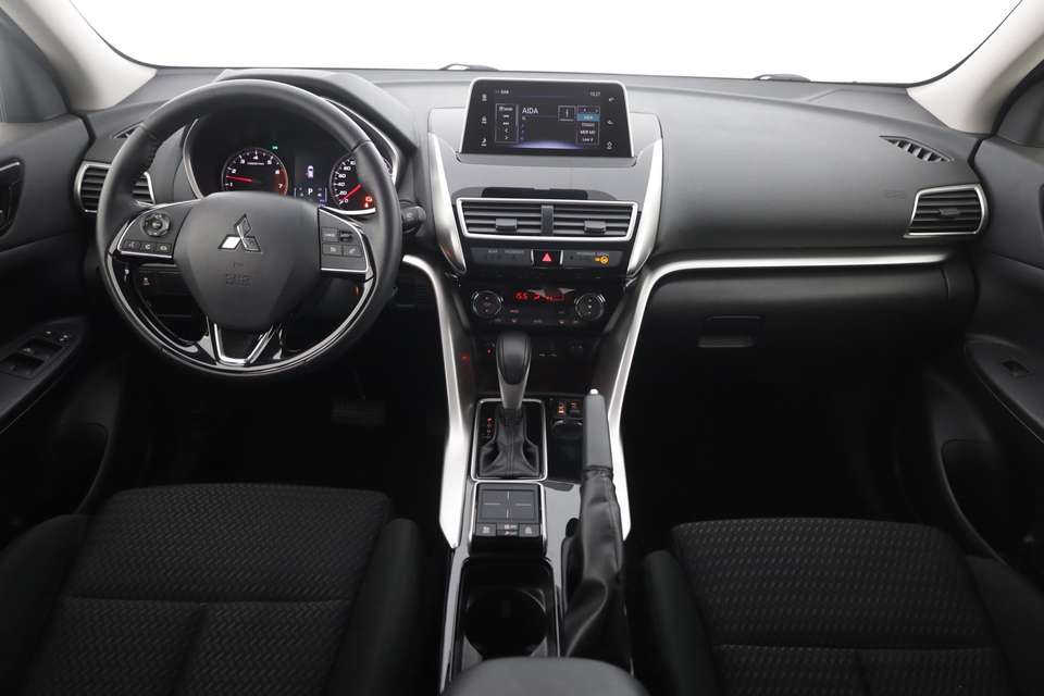 Mitsubishi Eclipse Cross - Imagem 9
