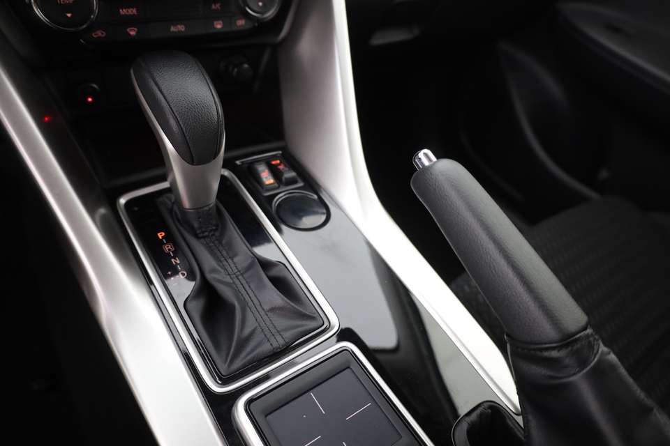 Mitsubishi Eclipse Cross - Imagem 15