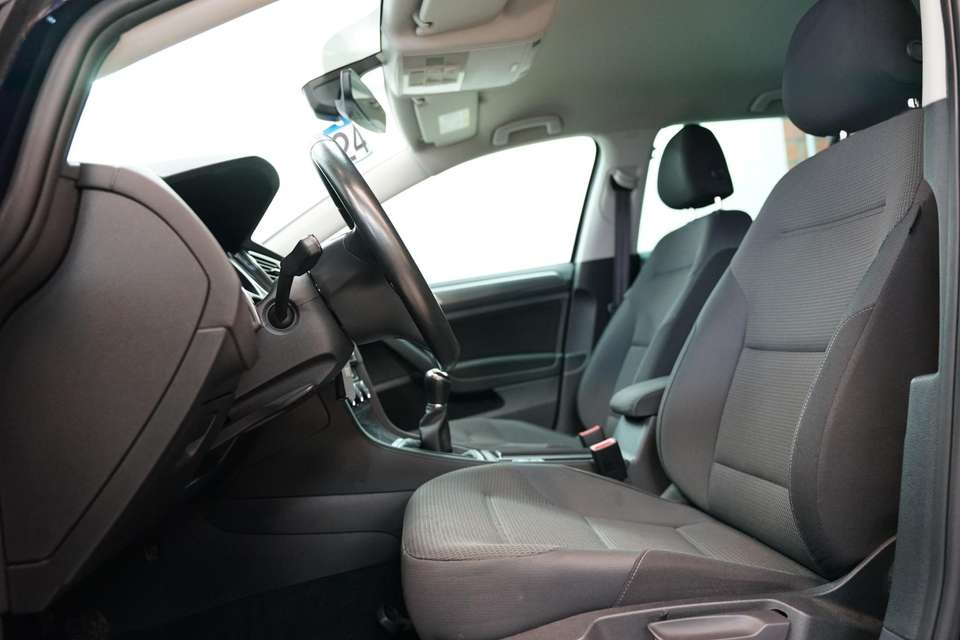 Volkswagen Golf Variant - Imagem 11