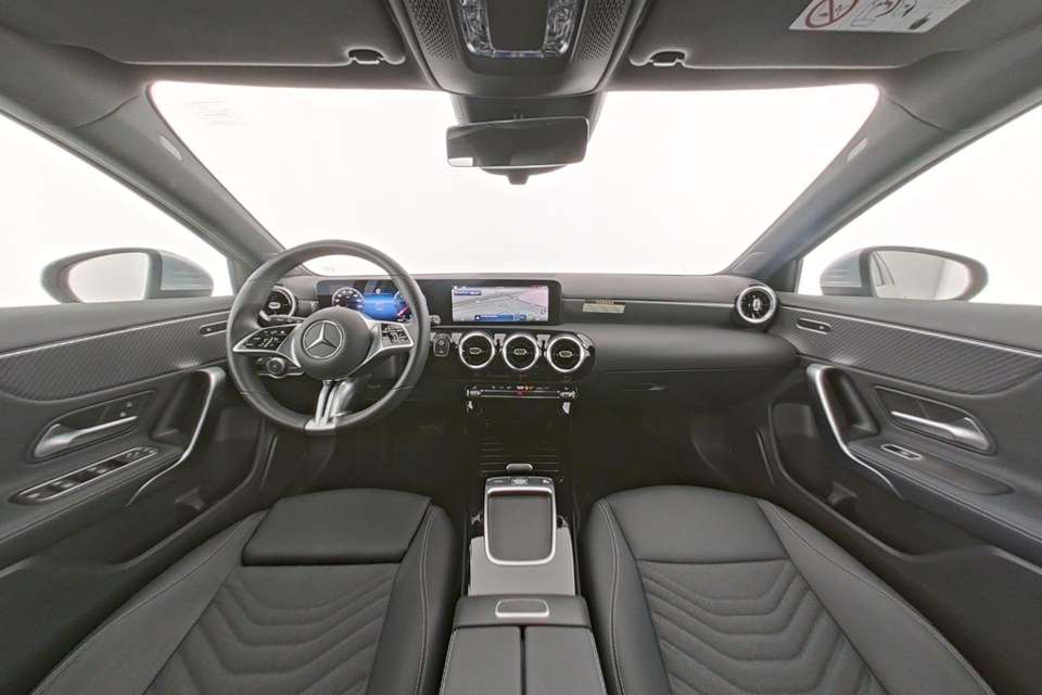 Mercedes-Benz A 180 - Imagem 12