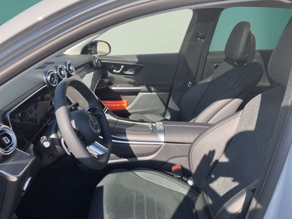 Mercedes-Benz GLC 220 - Imagem 11