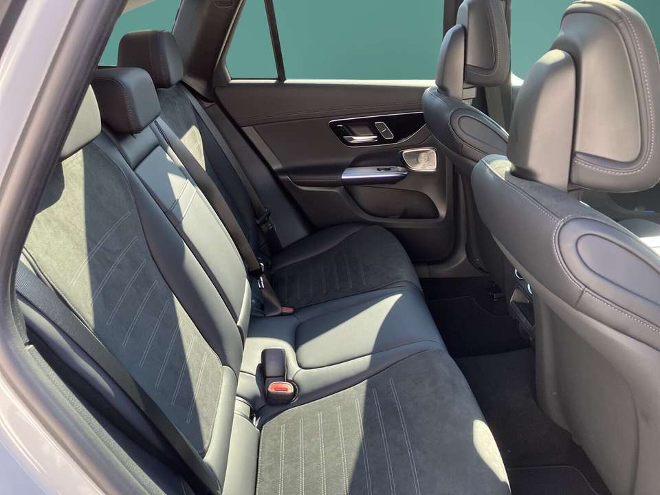 Mercedes-Benz GLC 220 - Imagem 12