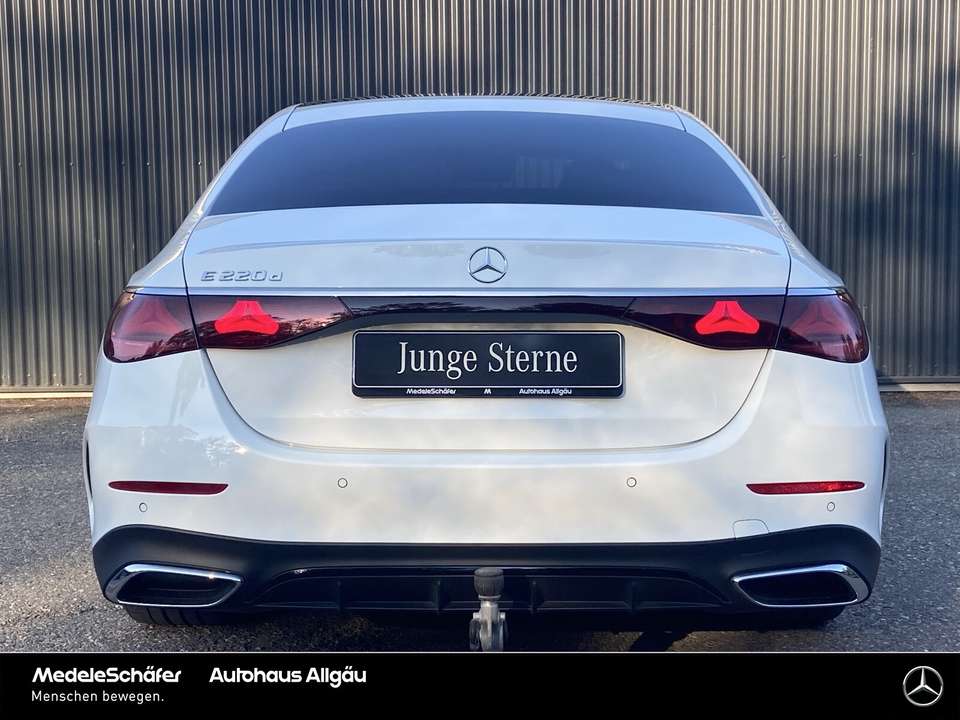 Mercedes-Benz E 220 - Imagem 6