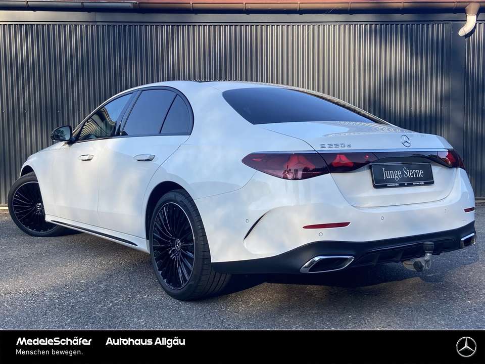 Mercedes-Benz E 220 - Imagem 7