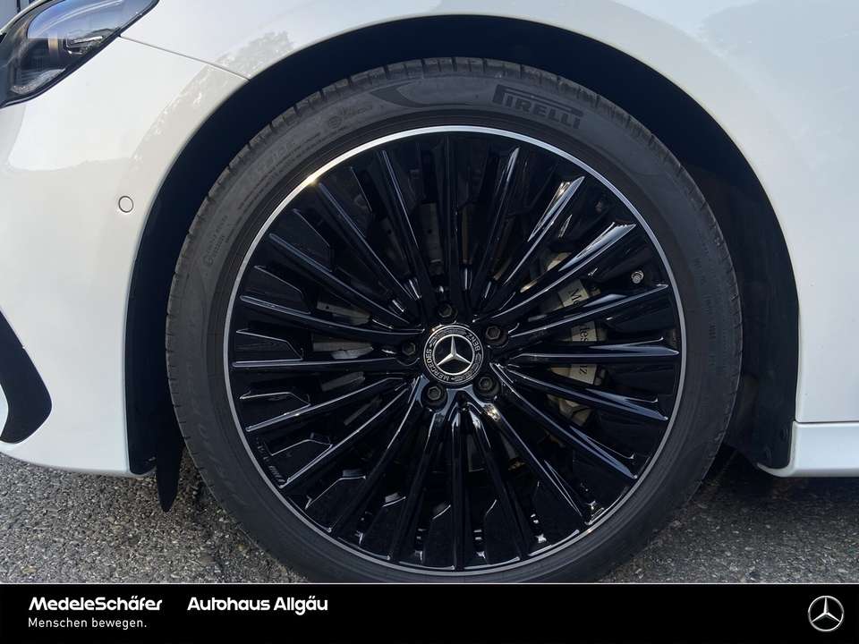 Mercedes-Benz E 220 - Imagem 9