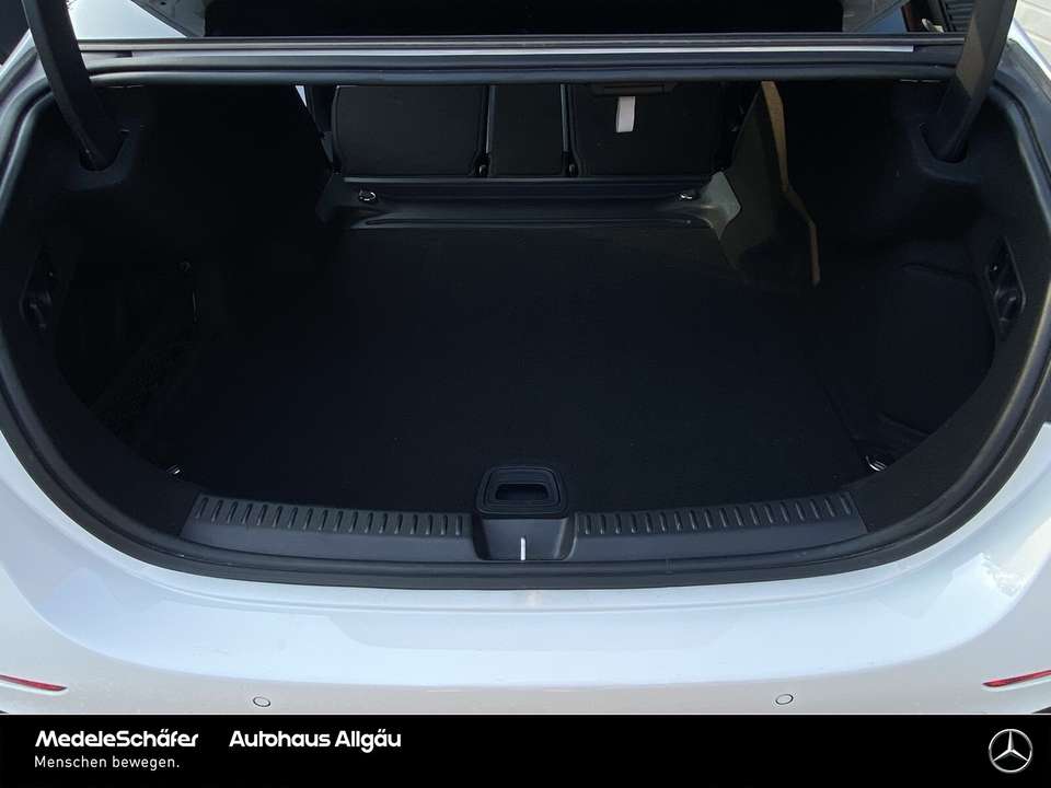 Mercedes-Benz E 220 - Imagem 10