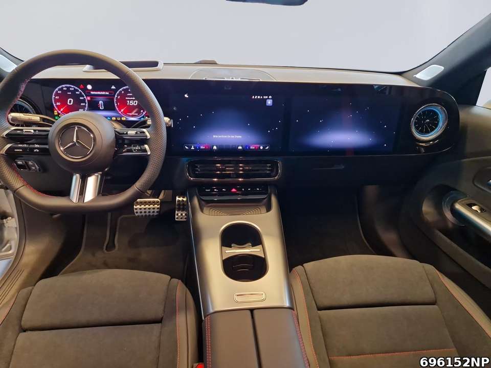 Mercedes-Benz CLA 200 - Imagem 8