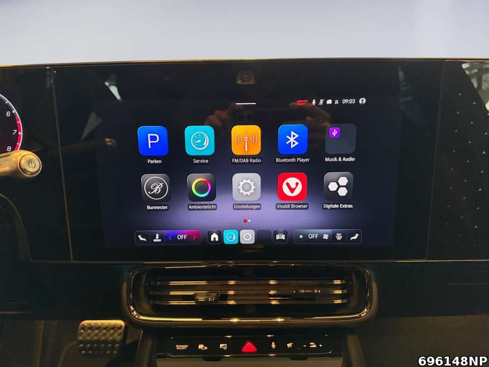 Mercedes-Benz CLA 200 - Imagem 12