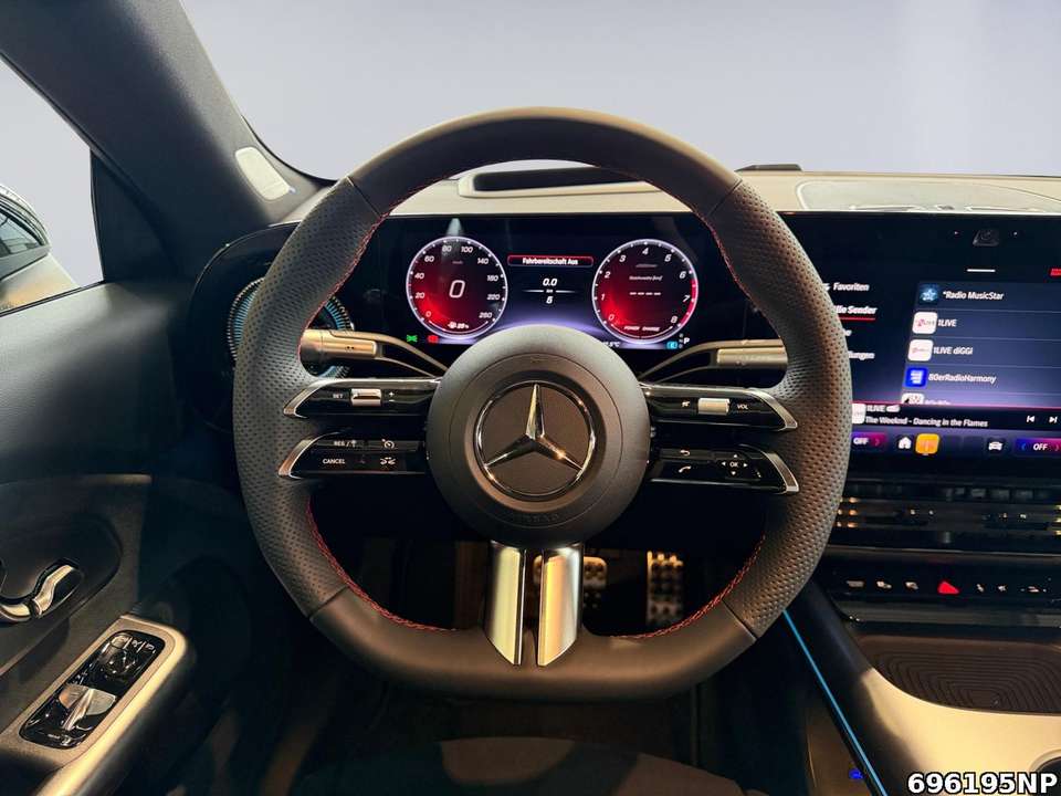 Mercedes-Benz CLA 200 - Imagem 9