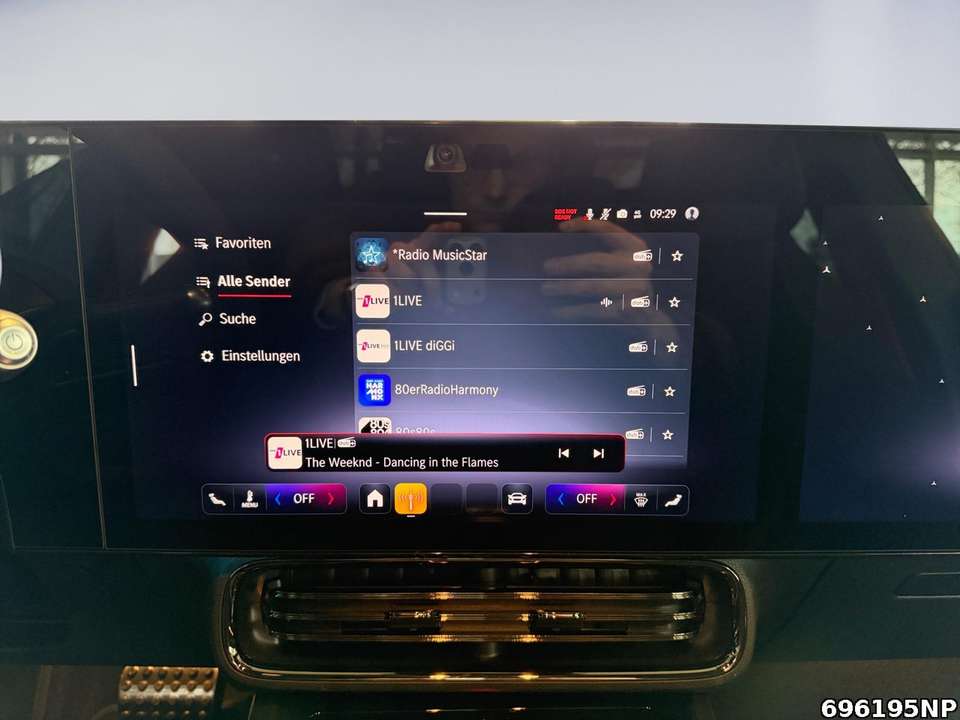 Mercedes-Benz CLA 200 - Imagem 12