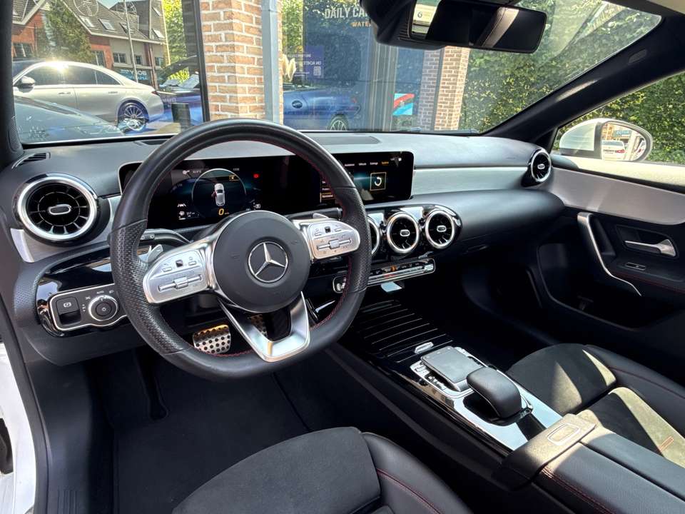 Mercedes-Benz A 180 - Imagem 11