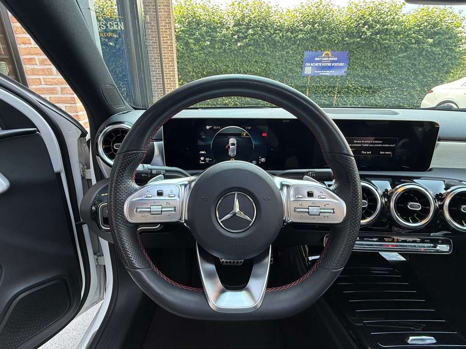 Mercedes-Benz A 180 - Imagem 12