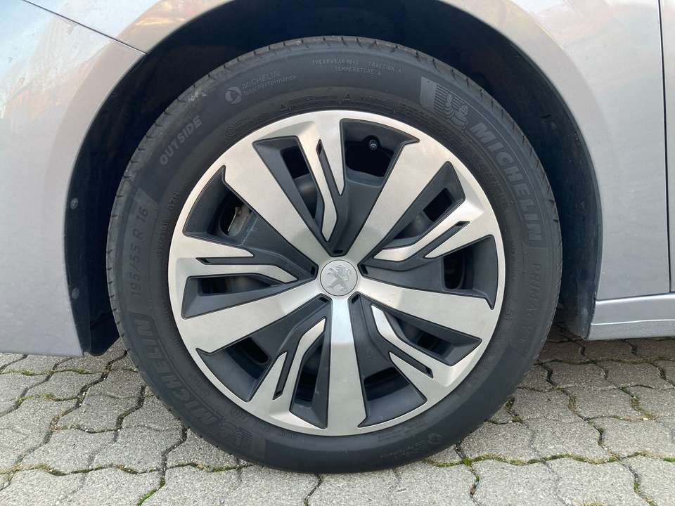 Peugeot 208 - Imagem 16