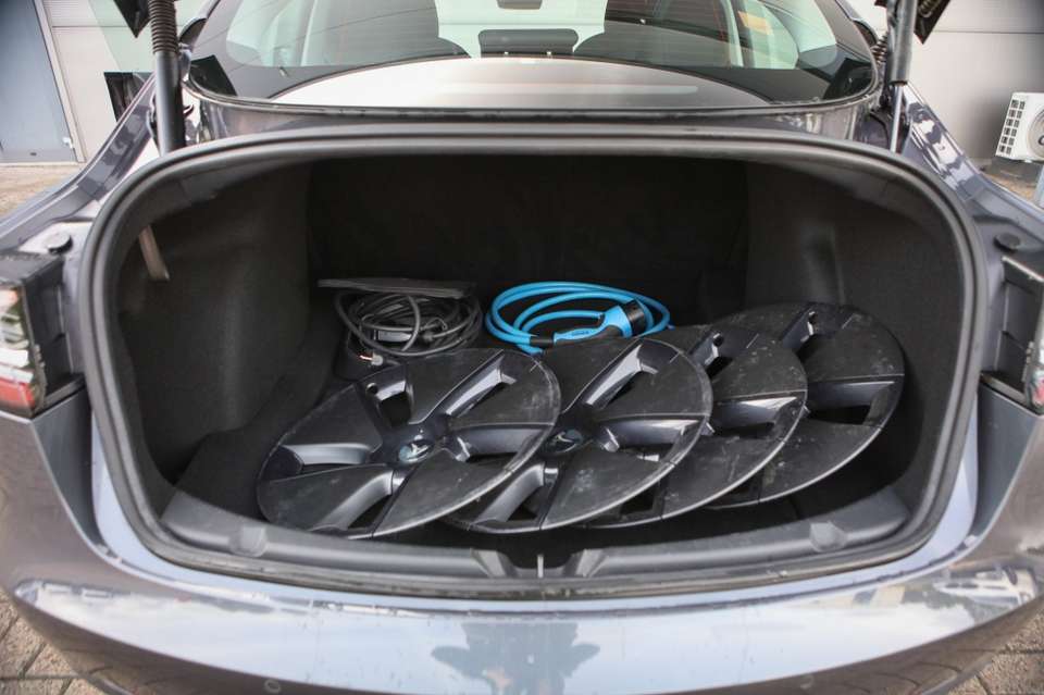 Tesla Model 3 - Imagem 15