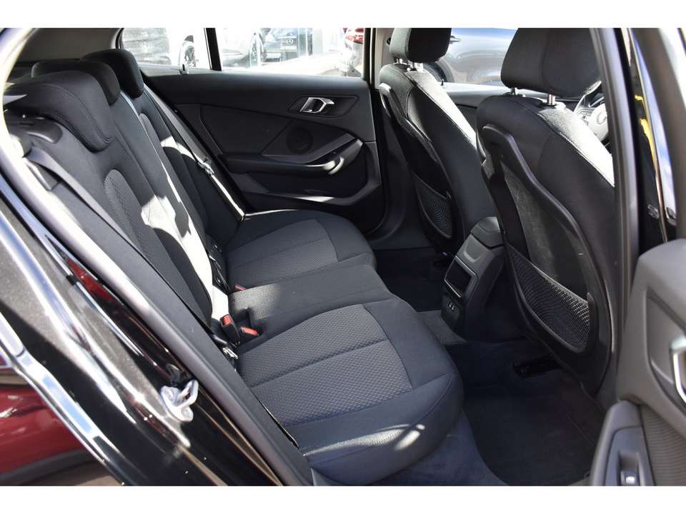 BMW 116 - Imagem 8