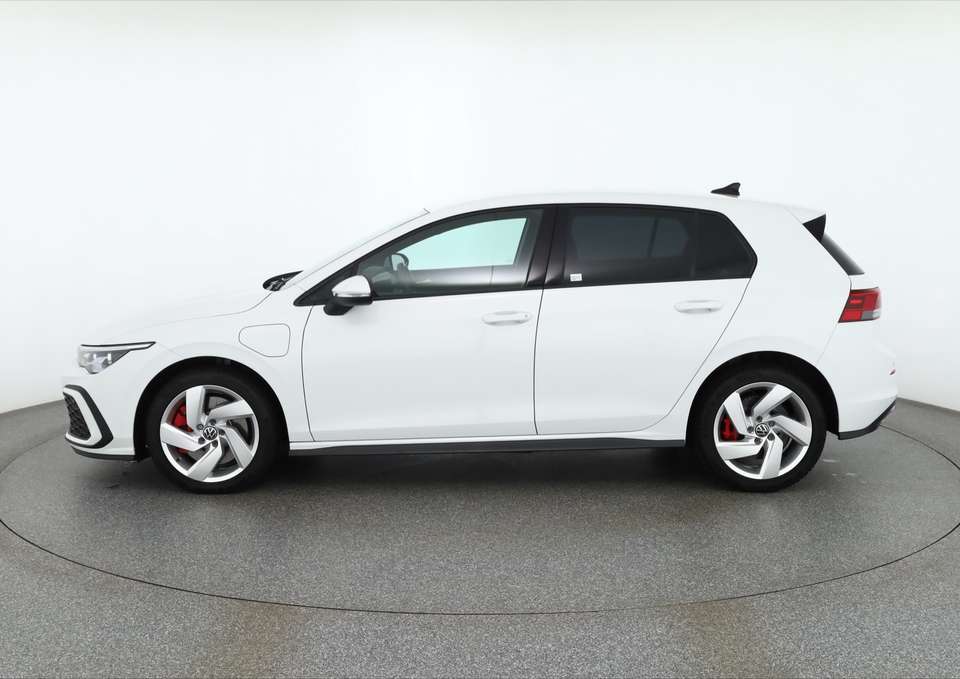 Volkswagen Golf - Imagem 2