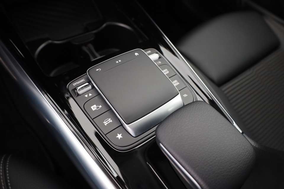 Mercedes-Benz B 200 - Imagem 13