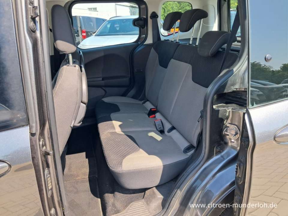 Ford Tourneo Courier - Imagem 6