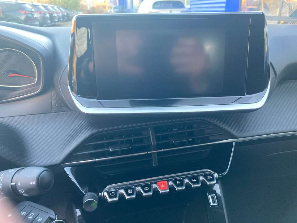 Peugeot 208 - Imagem 10