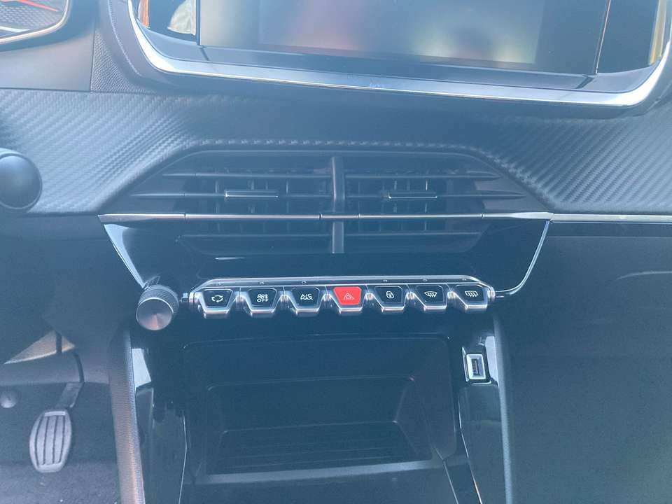 Peugeot 208 - Imagem 11
