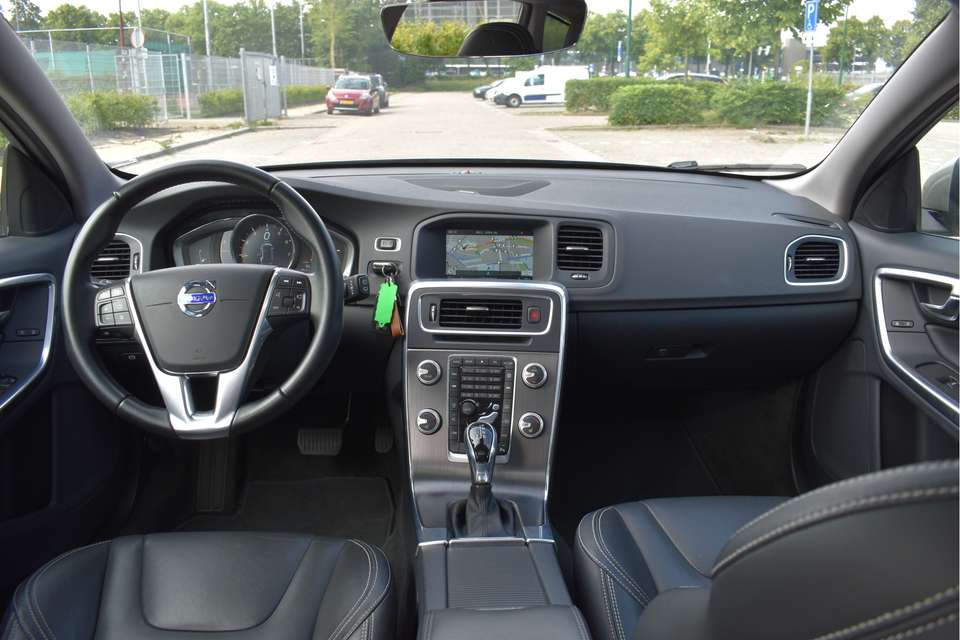 Volvo V60 - Imagem 13
