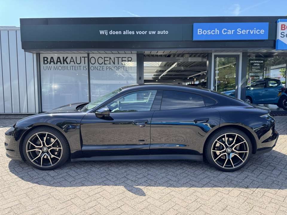 Porsche Taycan - Imagem 3