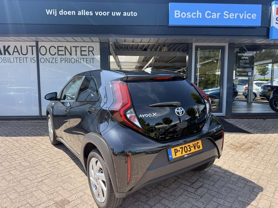 Toyota Aygo X - Imagem 4