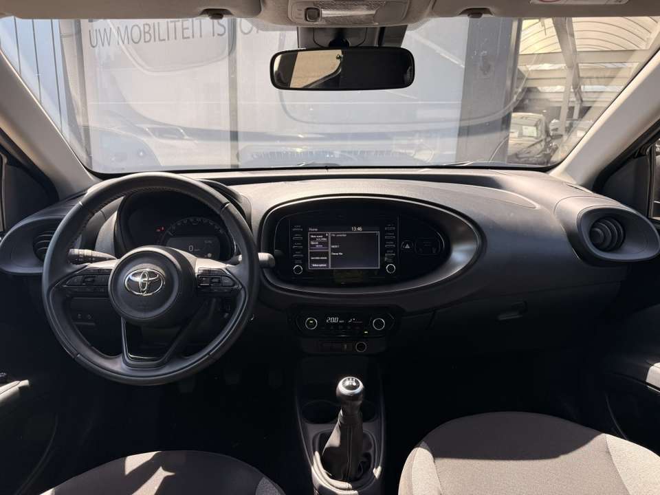 Toyota Aygo X - Imagem 8