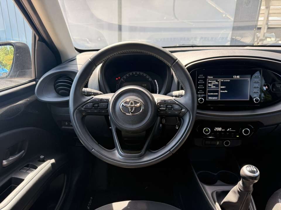 Toyota Aygo X - Imagem 9