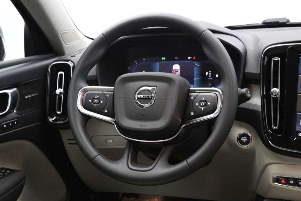 Volvo XC40 - Imagem 15