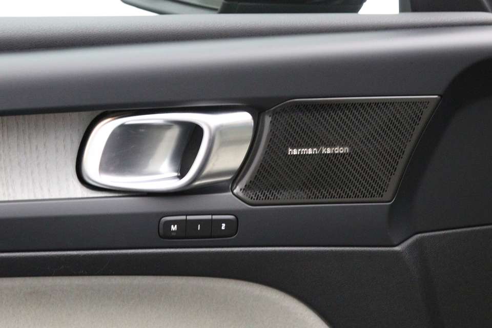Volvo XC40 - Imagem 16