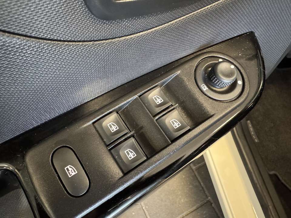 Renault Captur - Imagem 17