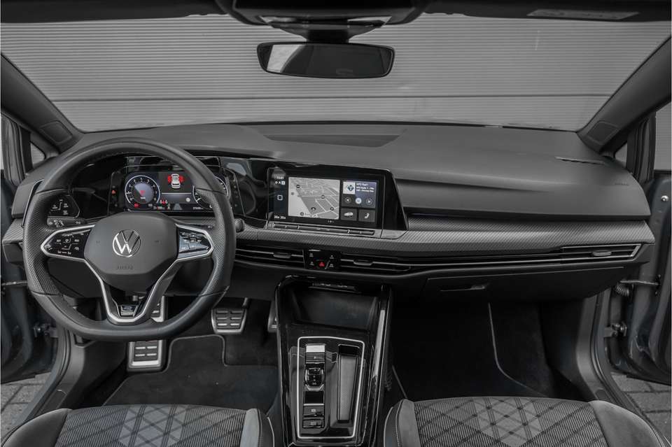 Volkswagen Golf - Imagem 2