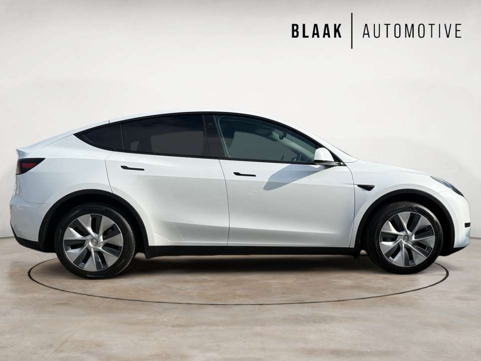 Tesla Model Y - Imagem 13