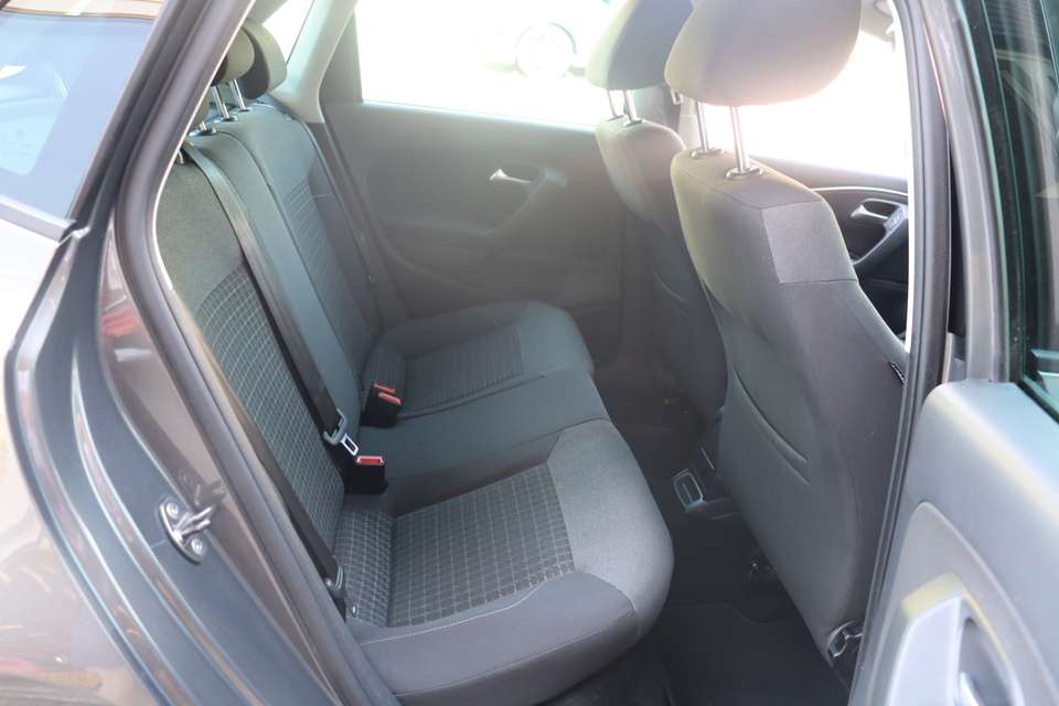 Volkswagen Polo - Imagem 13