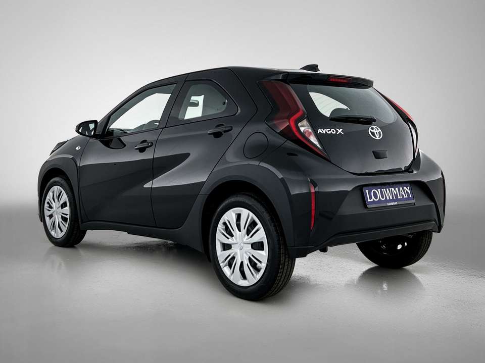 Toyota Aygo X - Imagem 13
