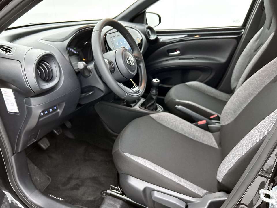Toyota Aygo X - Imagem 14