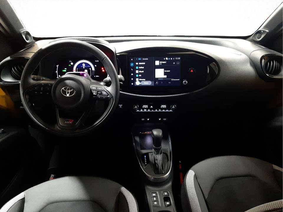 Toyota Aygo X - Imagem 9