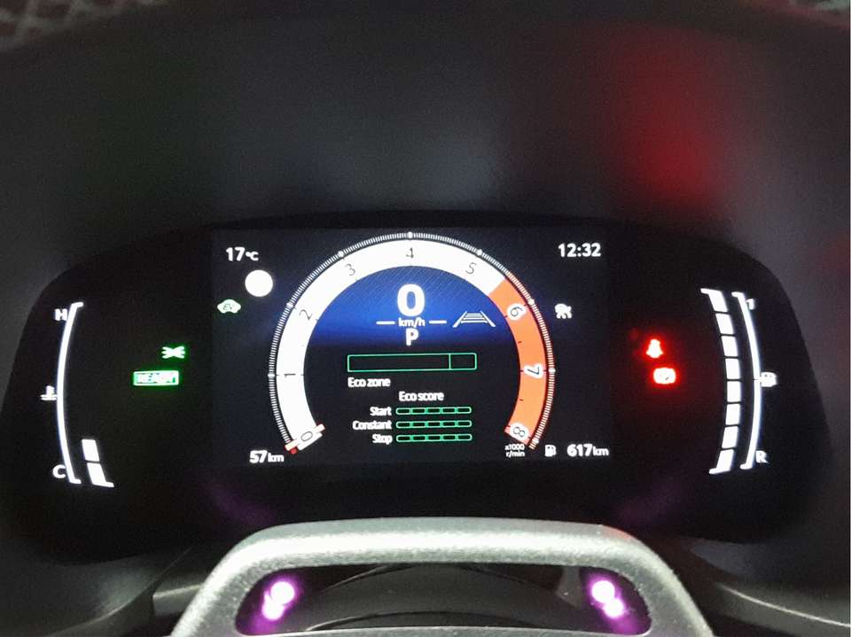 Toyota Aygo X - Imagem 10
