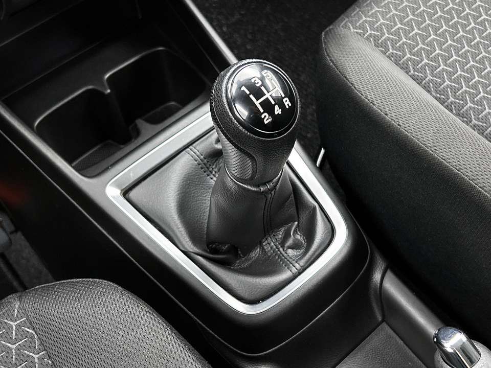 Suzuki Swift - Imagem 11