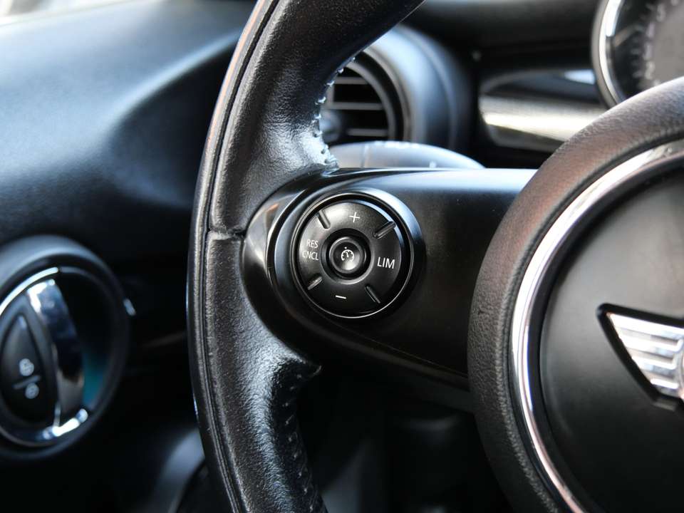 MINI Cooper - Imagem 13