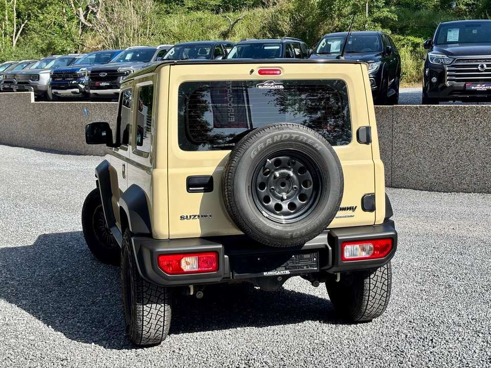 Suzuki Jimny - Imagem 3